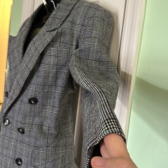E.H. Woods Vintage Gray Herringbone Double-Breasted Blazer and Skirt Set Size 12 - Picture 6 of 12